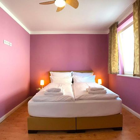 Amaroo - Apartments Potsdam “Hollandisches Viertel” ภายนอก รูปภาพ